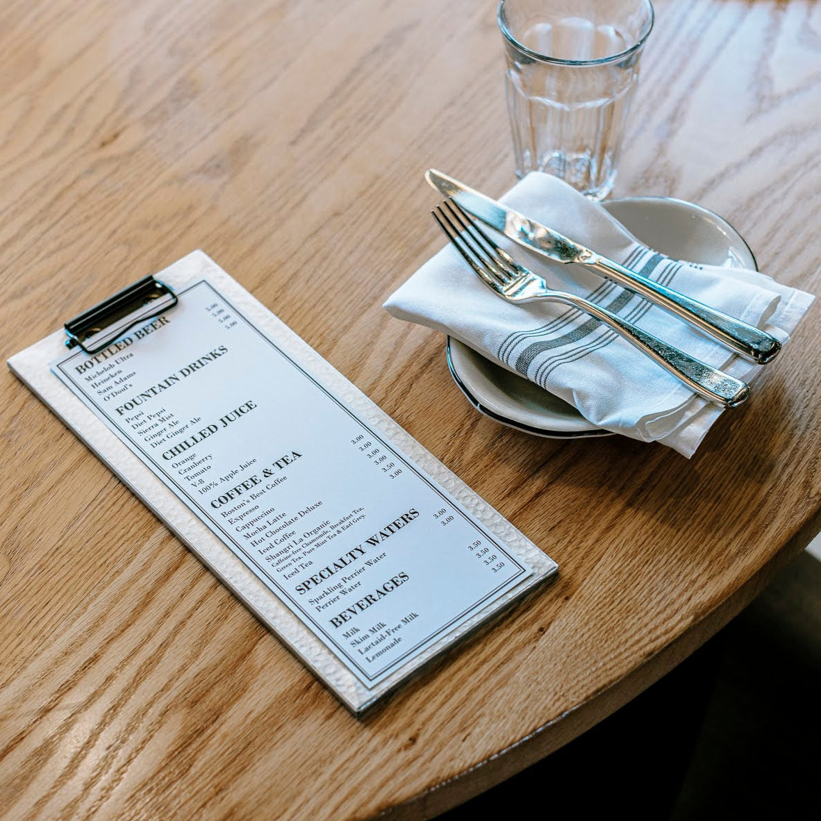 gatsby clipboard check presenter in iron silver