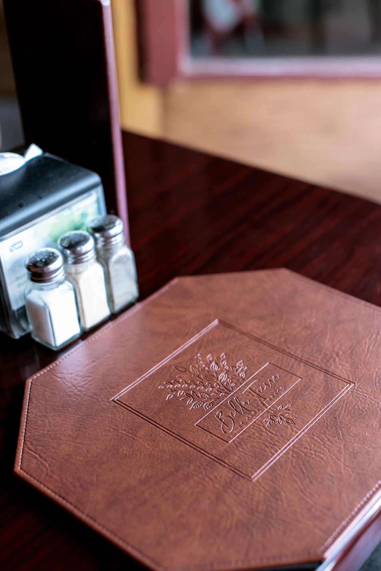 Rigid Table Mats